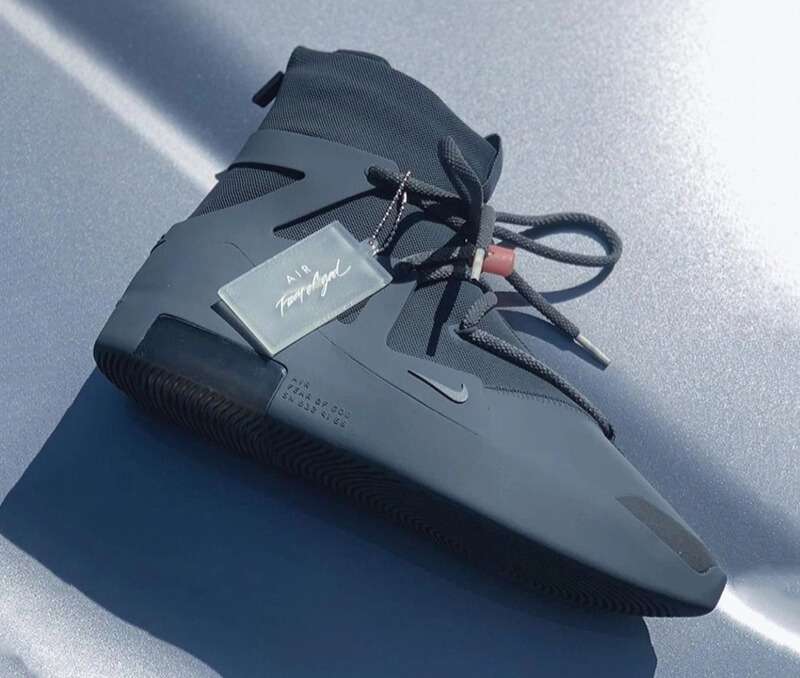 Custom shoe tags