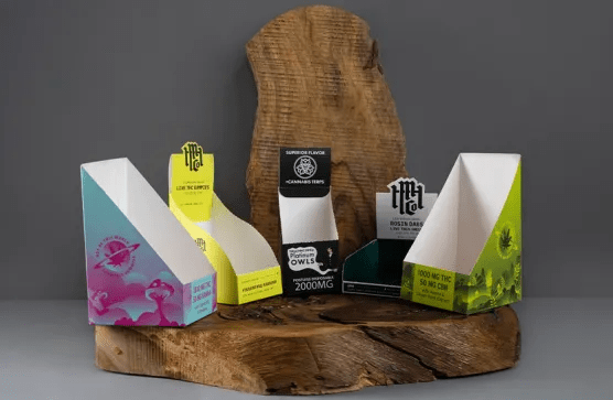 Custom display boxes