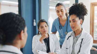  Family Doctors Accepting New Patients in Toronto