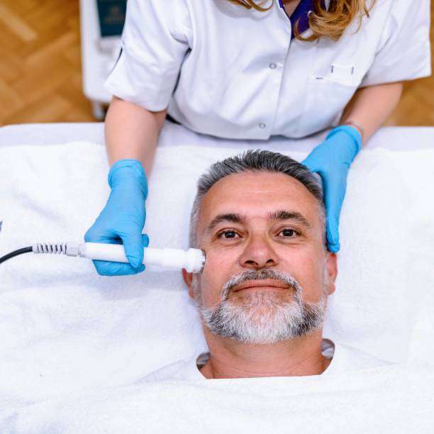 How does Hydrafacial help improve facial skin hydration